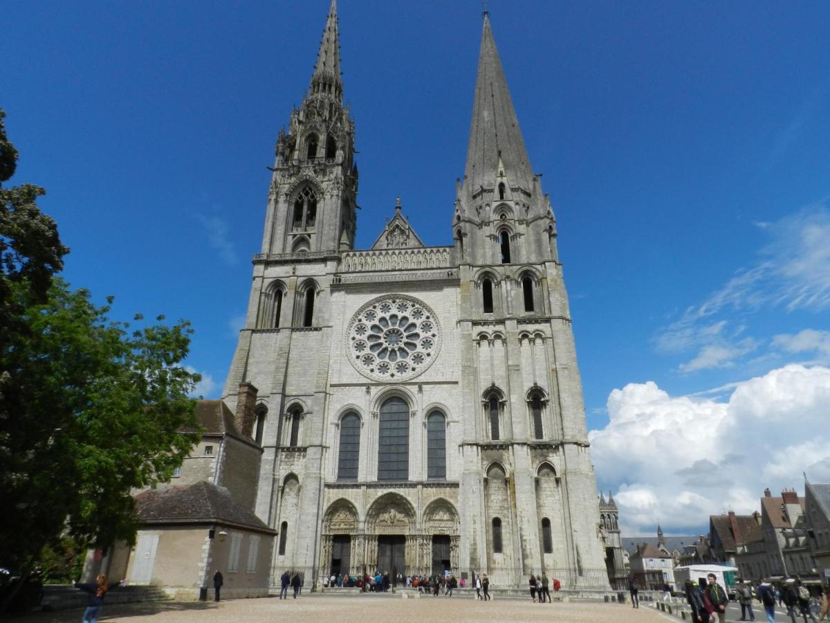 Apartamento Le Seuil Chartres Exterior foto